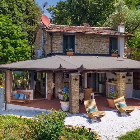 Sospirata Villa Pescia
